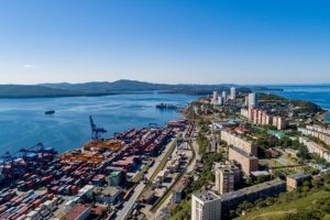 Дело ФАС против Владивостокского порта за невыдачу пропусков на свою территорию устояло в кассации